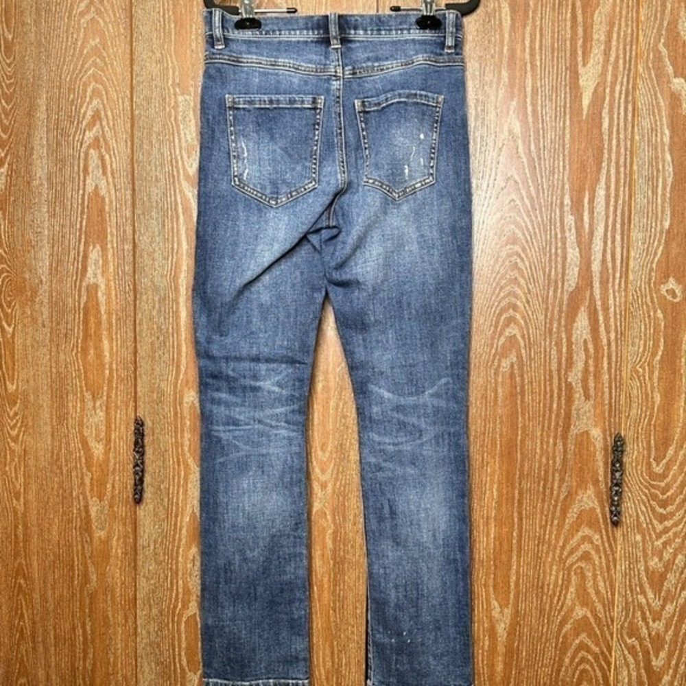 Cabi 6068 Button Fly Straight Leg Distressed Skinny Wash Jeans Womens Size 2 - Picture 7 of 8